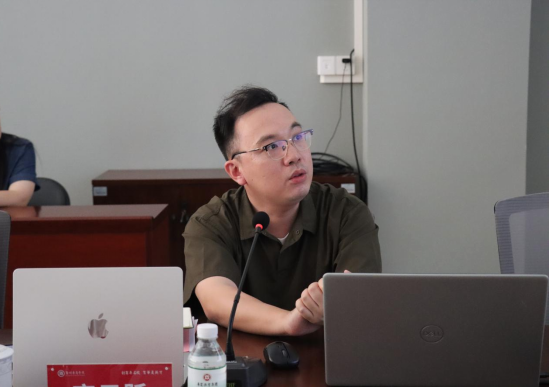 9ACE128F40A423D84980D304586_71196D01_D04F5