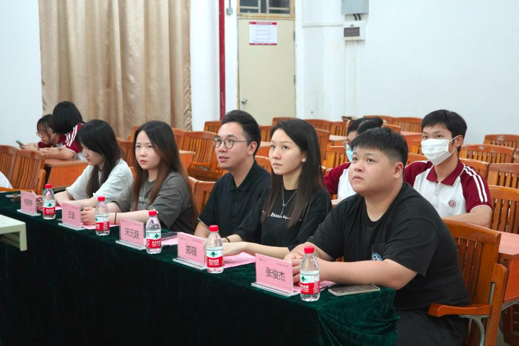 0E9B8E330CF6299443EA51384E3_EC9987C2_13781