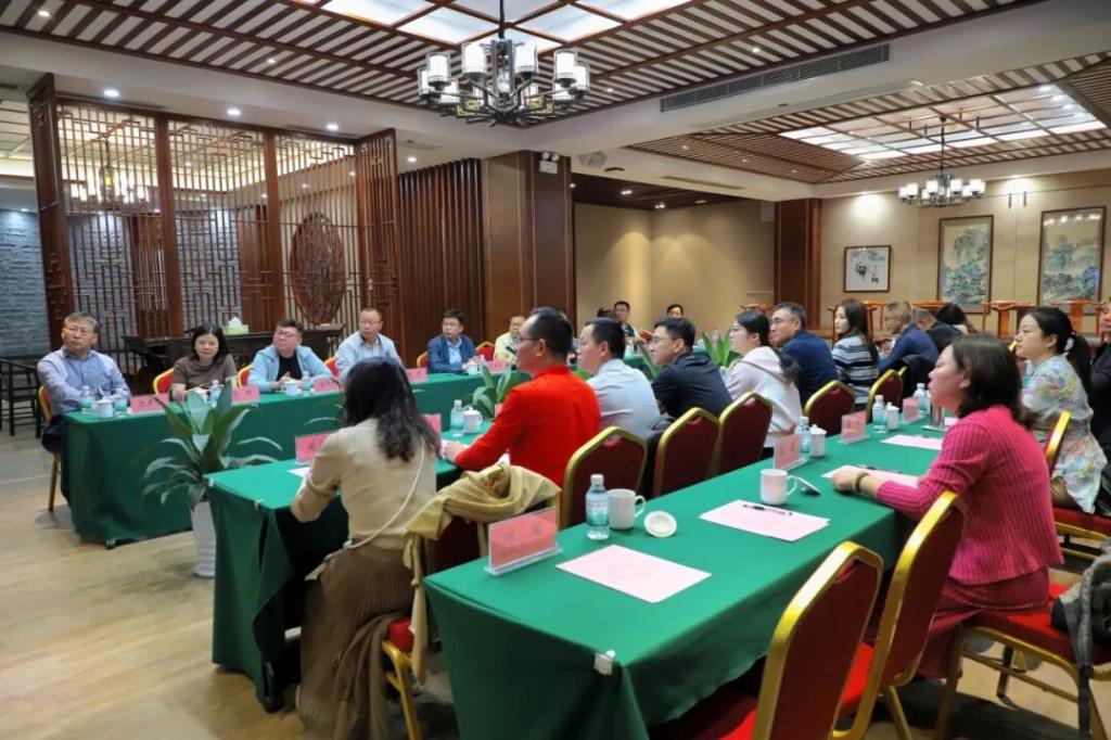 42EF09267ACD852B31CD78E71E7_DEE9284B_1C018