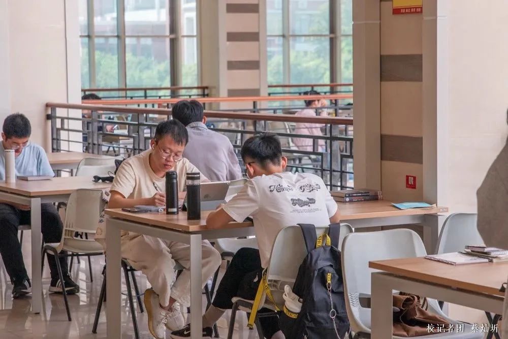 AF91E332ED58B43E66242803D5C_62D55301_17FD7