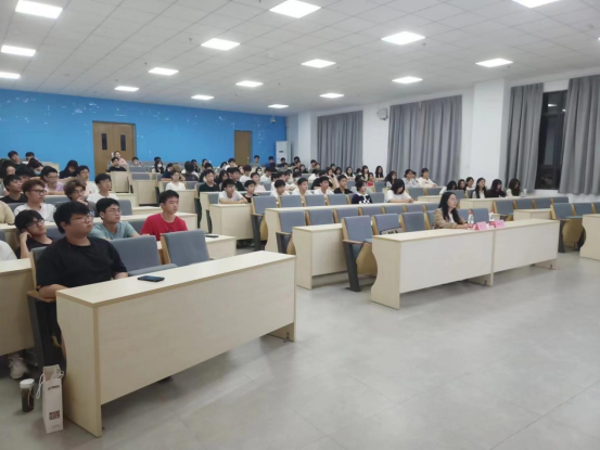 2EDB24C4C15B089B501603CBD3E_DB46BD61_E099B