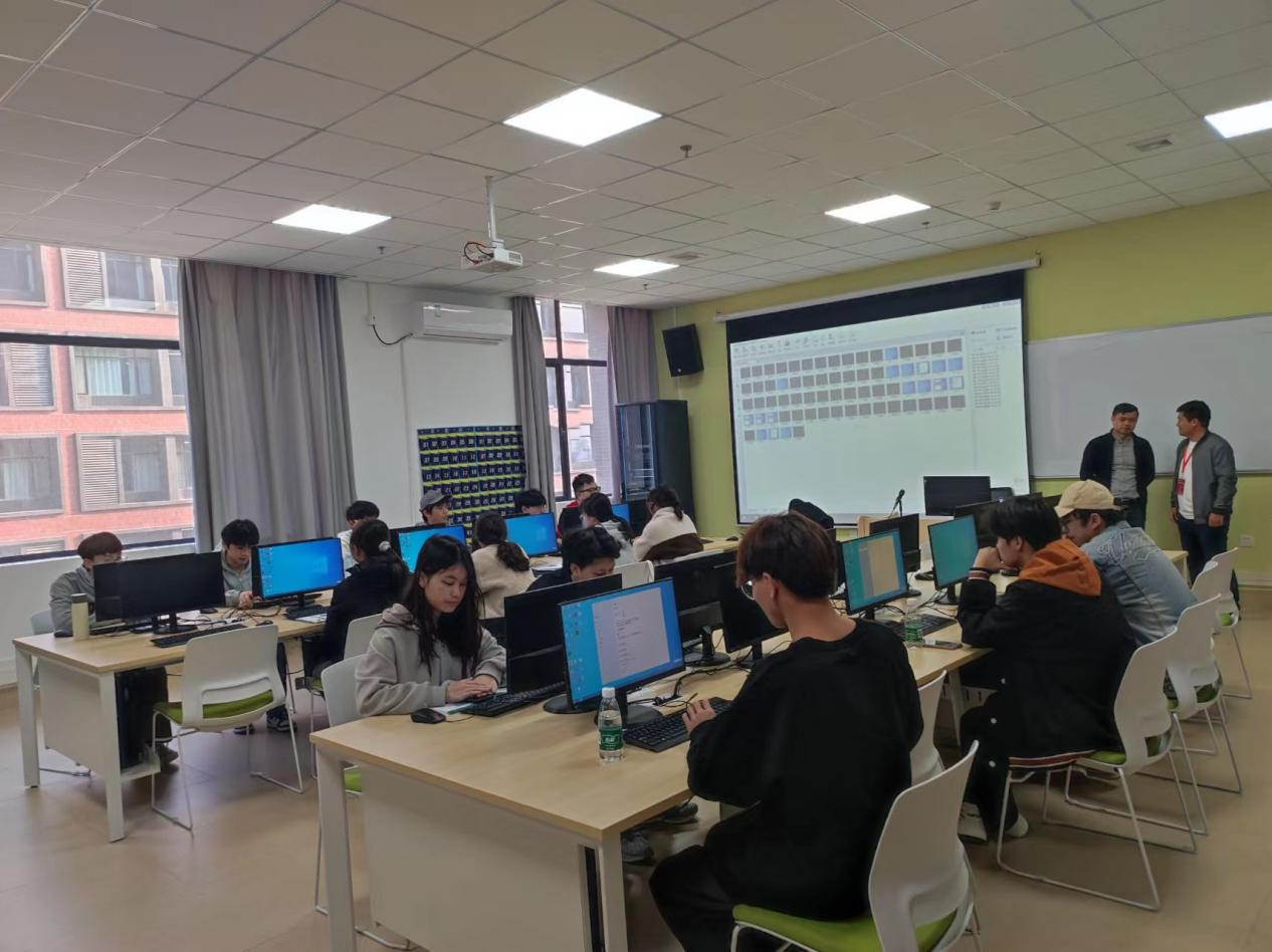 ECEA255861F7903199FD3706CF4_9281F7F6_EF2F4