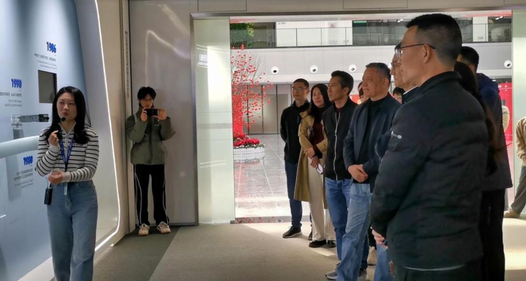 E977F74F0C73774C992E1D71E00_945F82DE_9449A