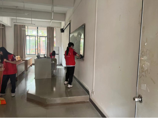 249190EBDDDB1F0CBAF7E06D30A_38F4E18C_E099B