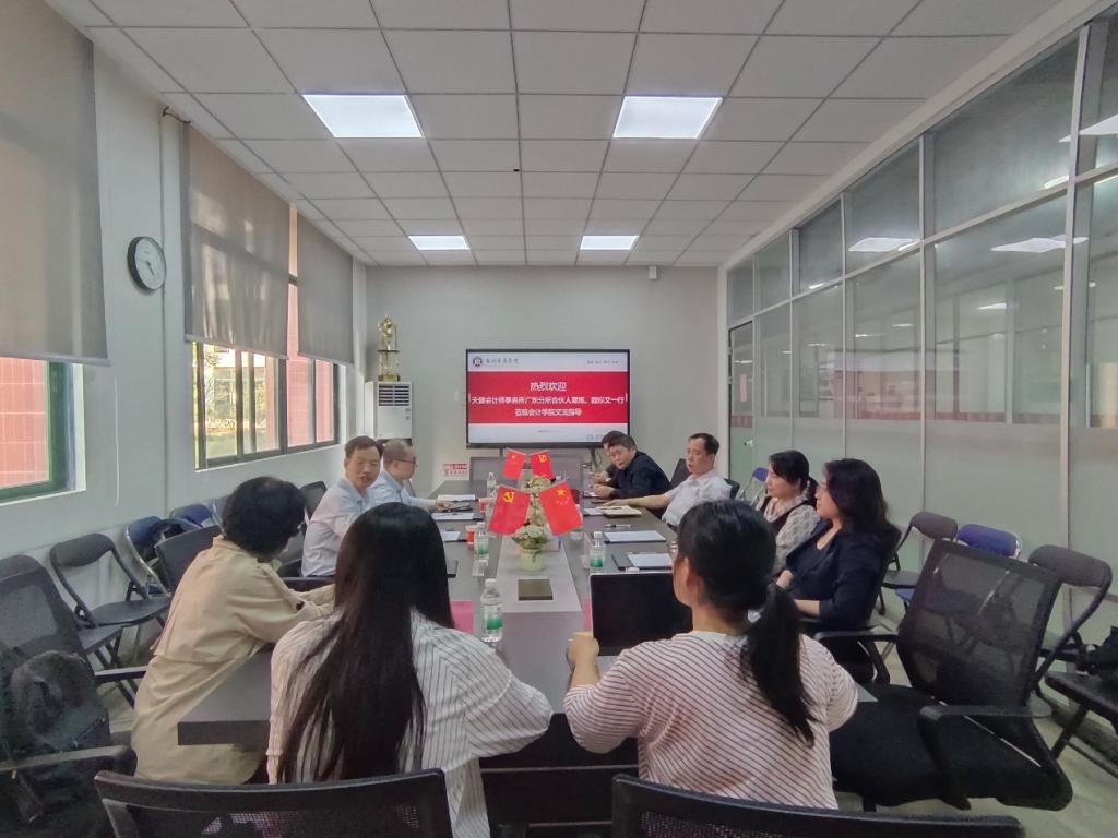 38BE298D292E30697115A652A46_C0D5D1A1_16471