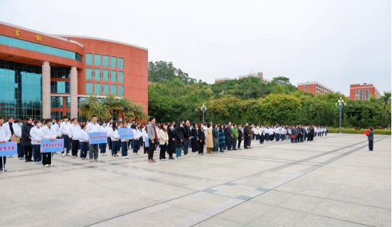 66AEFE455DABA99FA0D7BC9166F_4E69F9C5_AC061