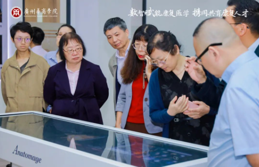 A94666DE3EC1773A4BEDFED2BEA_84AC22D4_5F892