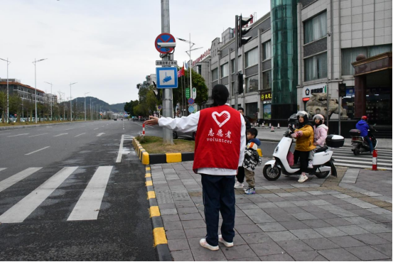 B8558490724E04455893E247157_31A1704D_C7B4A