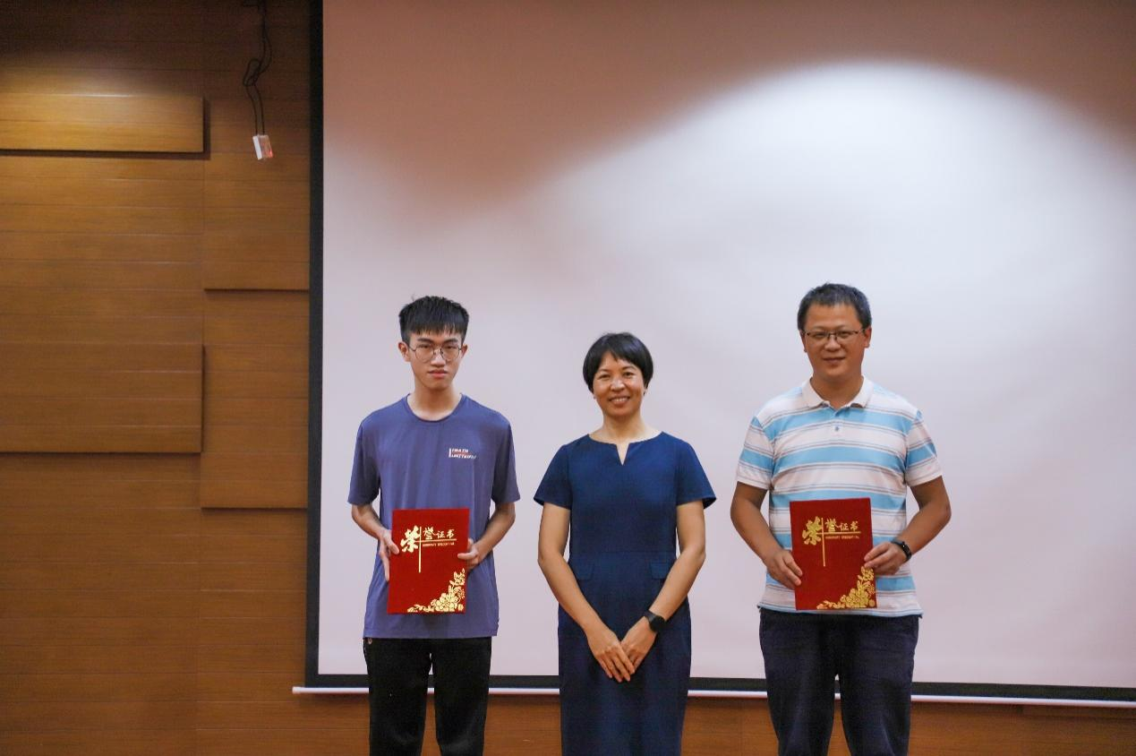 AB993C35380EF20BAC8F6241006_DE395E78_BC621