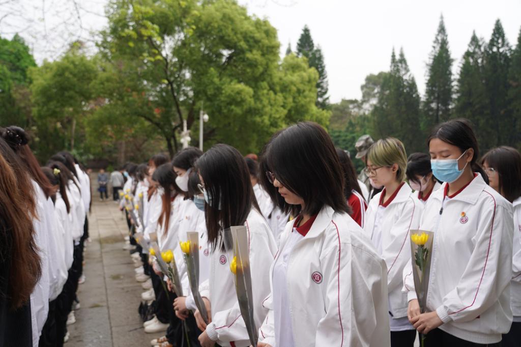 7F62E1E45DDA75DACE52194BD10_F47BC24A_166BE