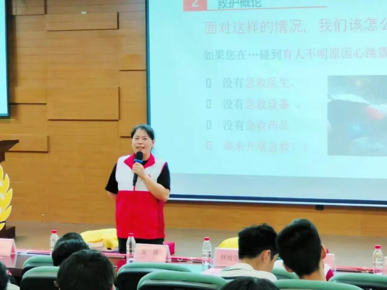 271036FCDBC702F8F8013B56401_232707E0_1B1E7 1B1E7