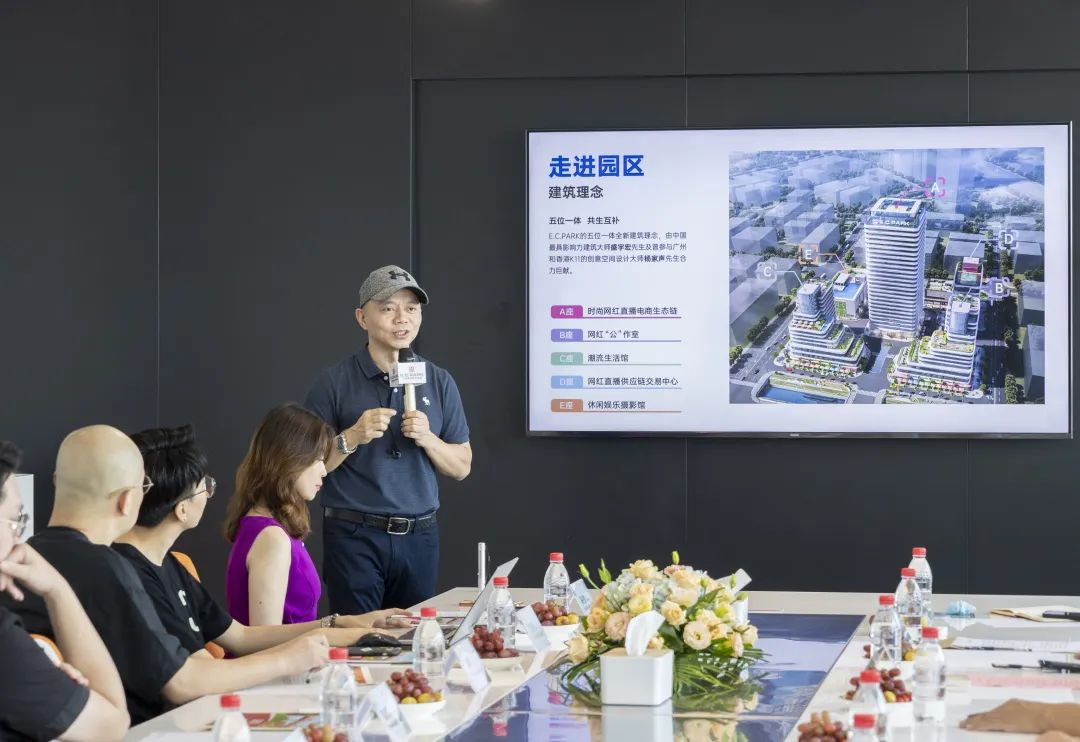 2EDDF1BA3D7E5677E4D4E26E834_E4FDFE3E_AABB7