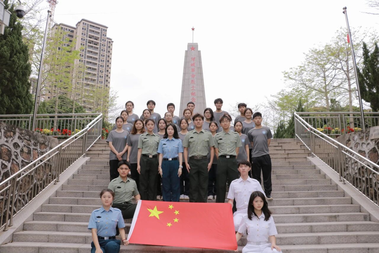 96A3BEC7A2E32D705FB381F13C4_9B6B27BC_2DC1A