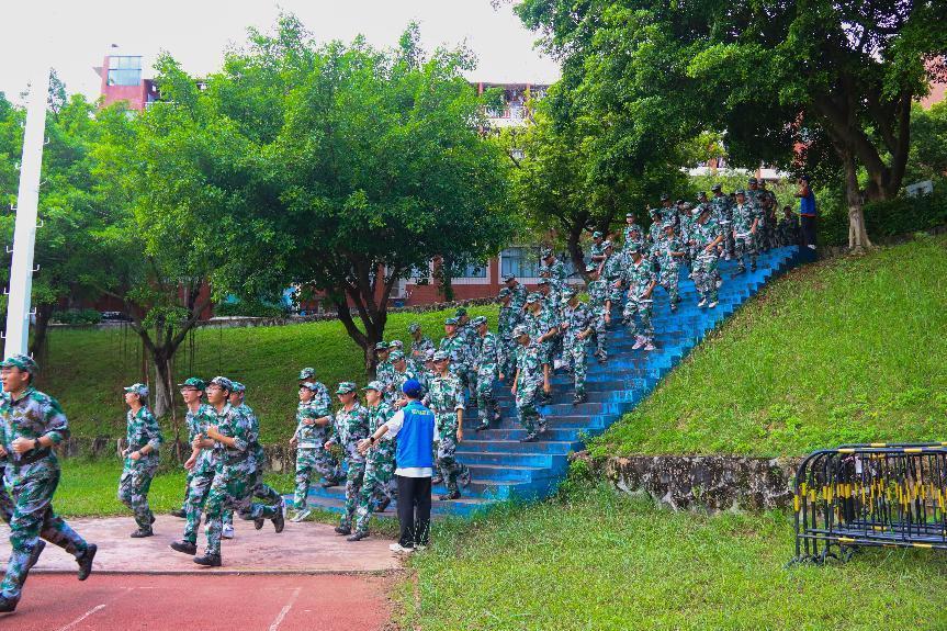 3DB056CC8C6C1B51F8E09489C76_4FF802D9_29F09 3DB056CC8C6C1B51F8E09489C76_4FF802D9_29F09