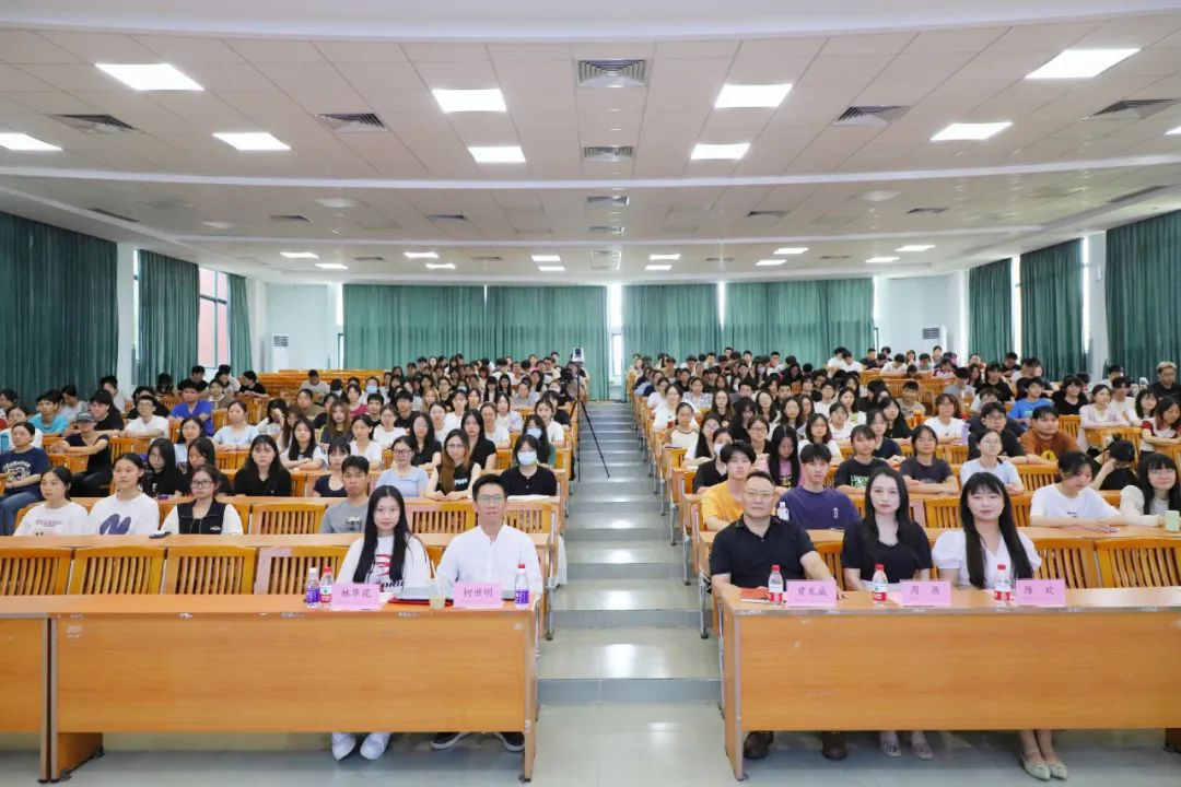 FF38A2E5A8B1FD61053EBB81523_3E47E0DF_D724C