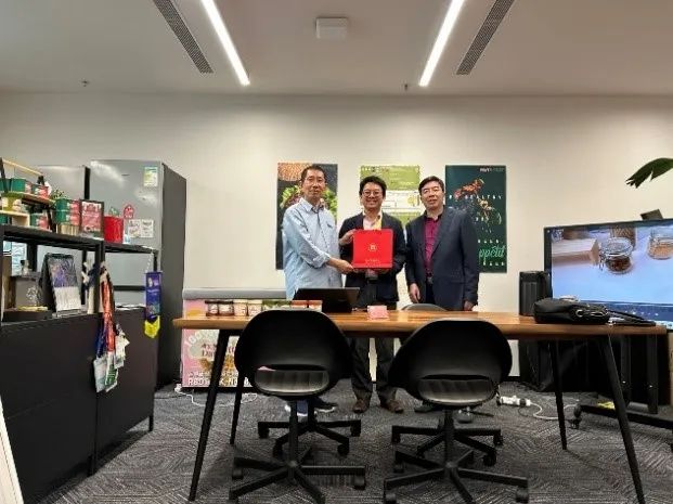 D0F17B7D22882FA830905BD40DA_467B5929_D122