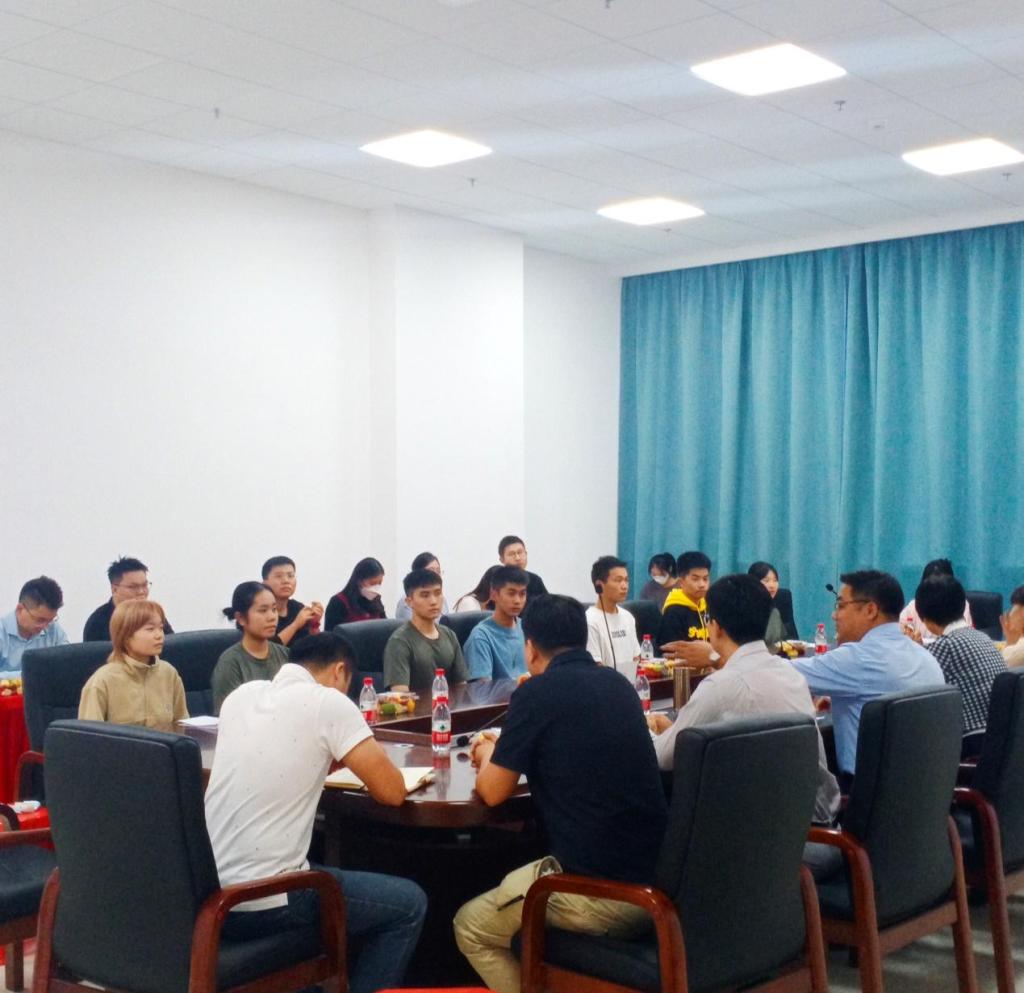 1463F9A9B95DB739C8DDAD8B69F_76BDA18C_17078