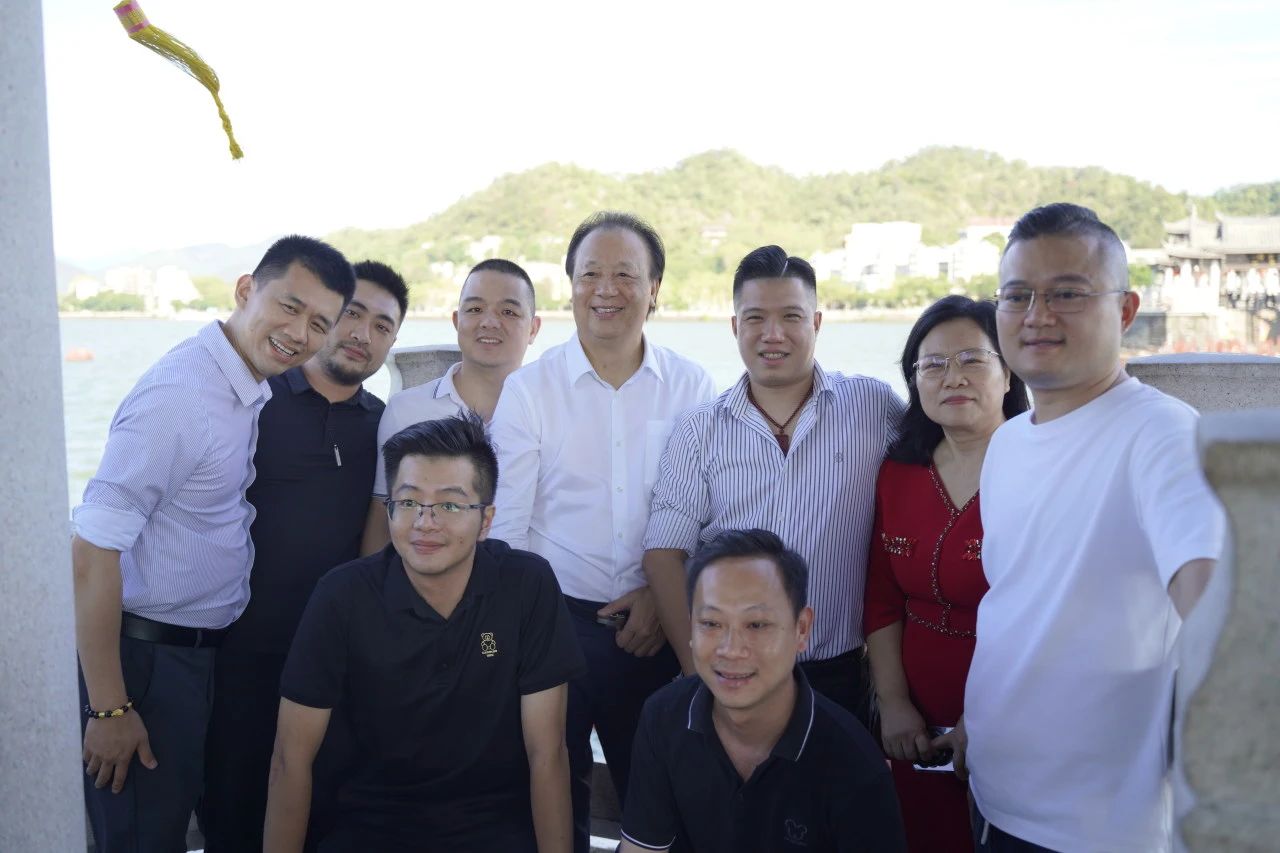 17CC164334505C711924D94DDB8_47FBF0B8_19DF1