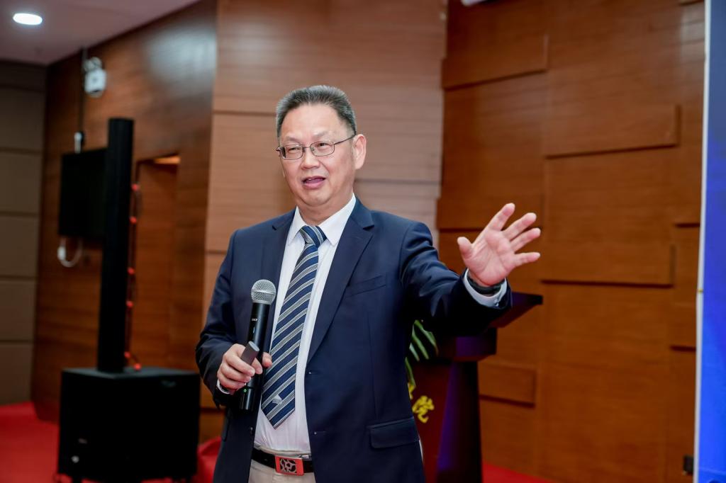 ABC5F8CD02ADF5491E589CFBF10_9895B602_D1FA