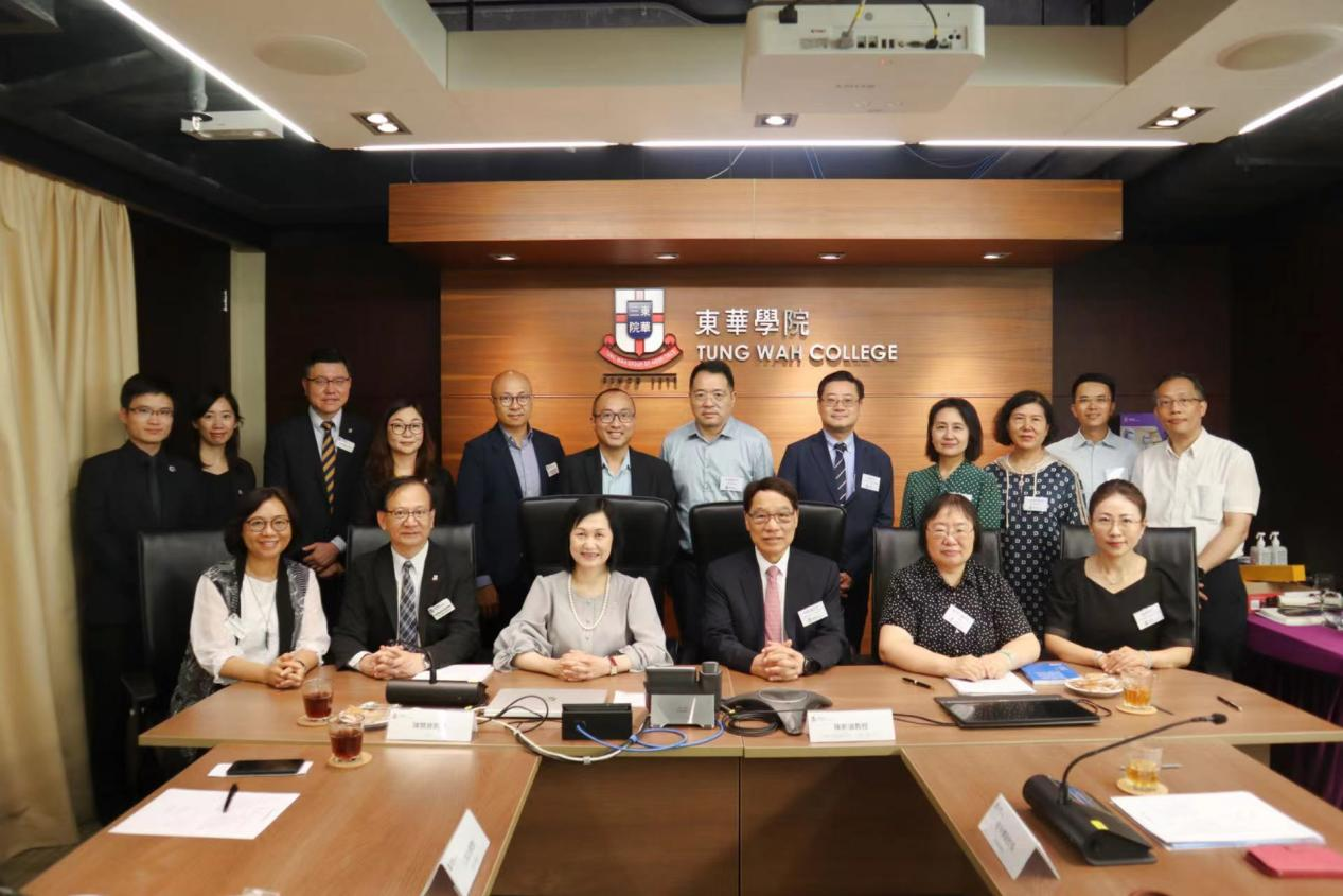 58CA6D22B28B53F5BA582B09306_EE12E51E_F92C7