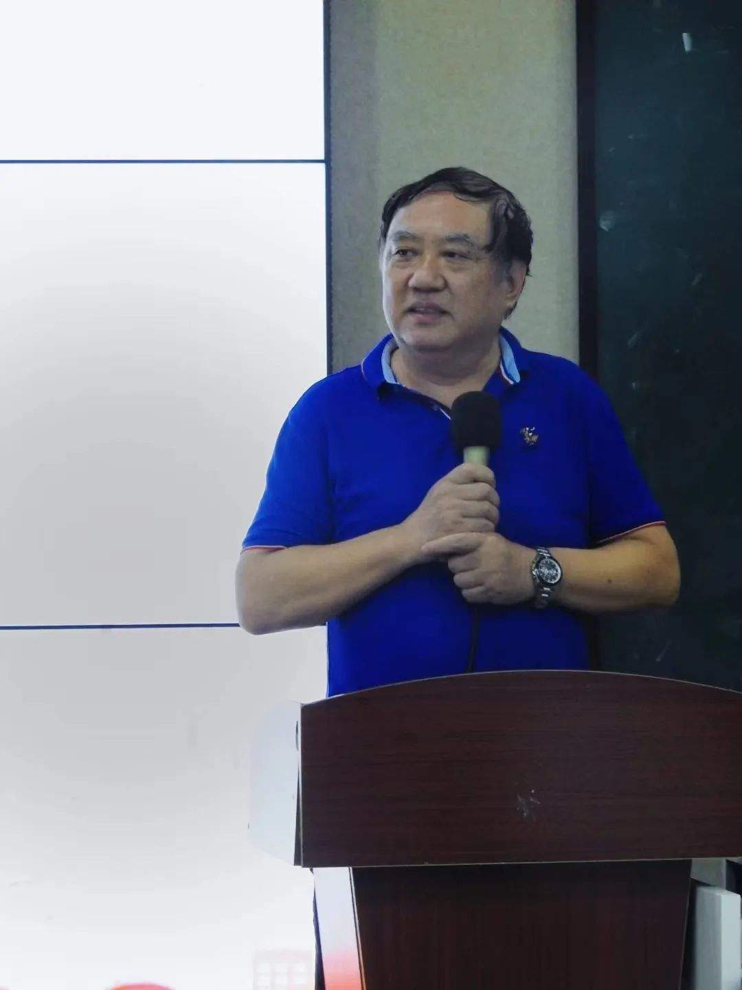 EFF76224501B5E1B272D3D9ACB0_AF853B13_82393