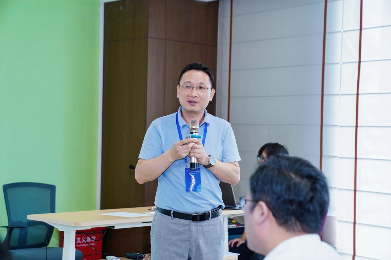 0DBB95F6B6B7736D242B9558E30_961F21DE_9B66D