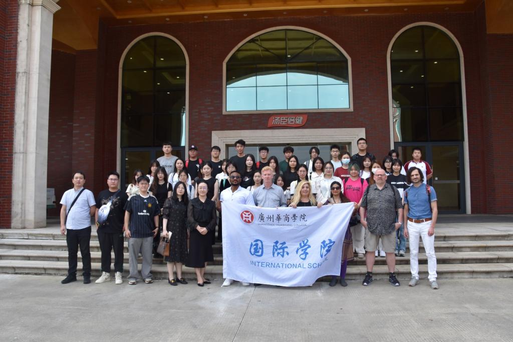 EB372F5E029AE256D90BA6CB509_598A15FB_181A8