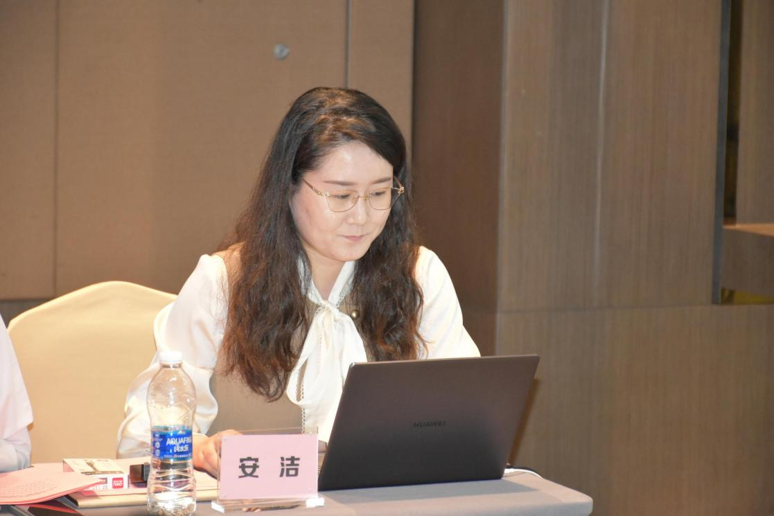 3C908E81A9C978AB42C6042096F_91A73F73_7F4E4