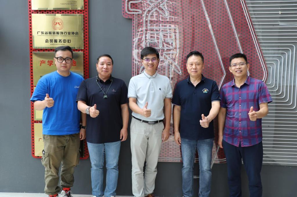 261853D5F7636E8495D5322880F_B43B22CF_17FF5 261853D5F7636E8495D5322880F_B43B22CF_17FF5