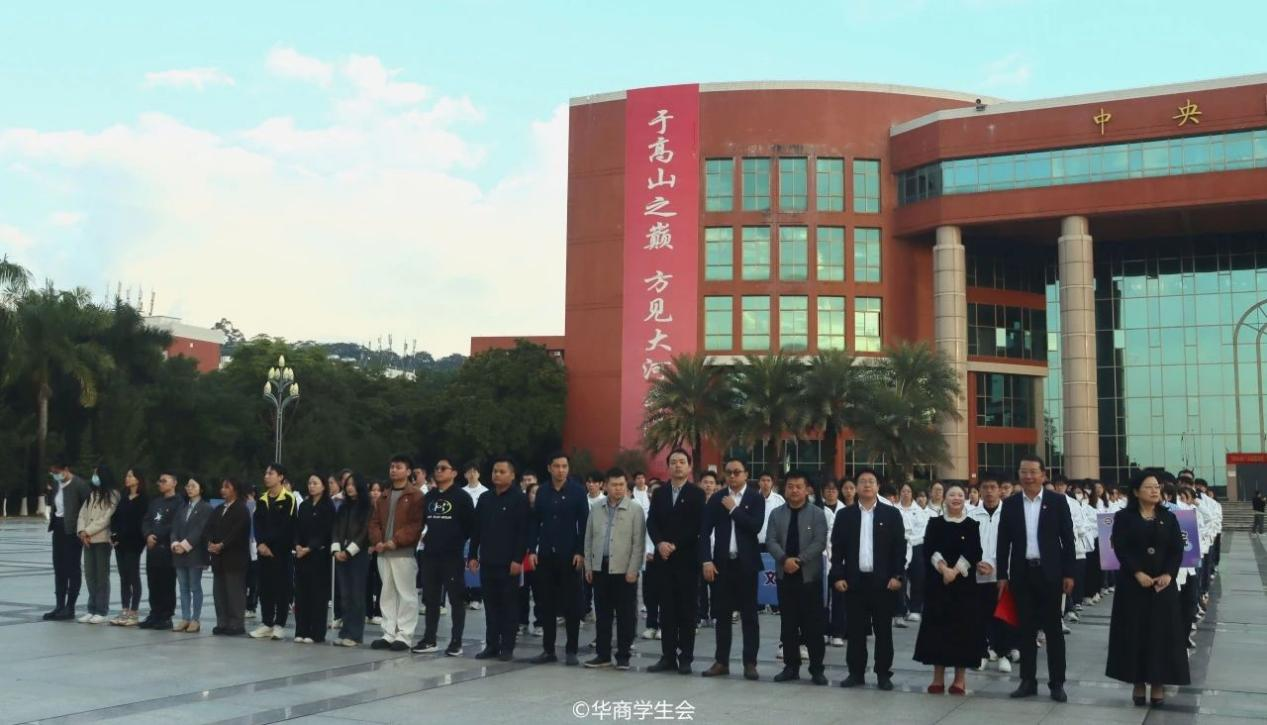 4F71BB8D68A4E306A502D0CEF26_E165C3E3_D525C