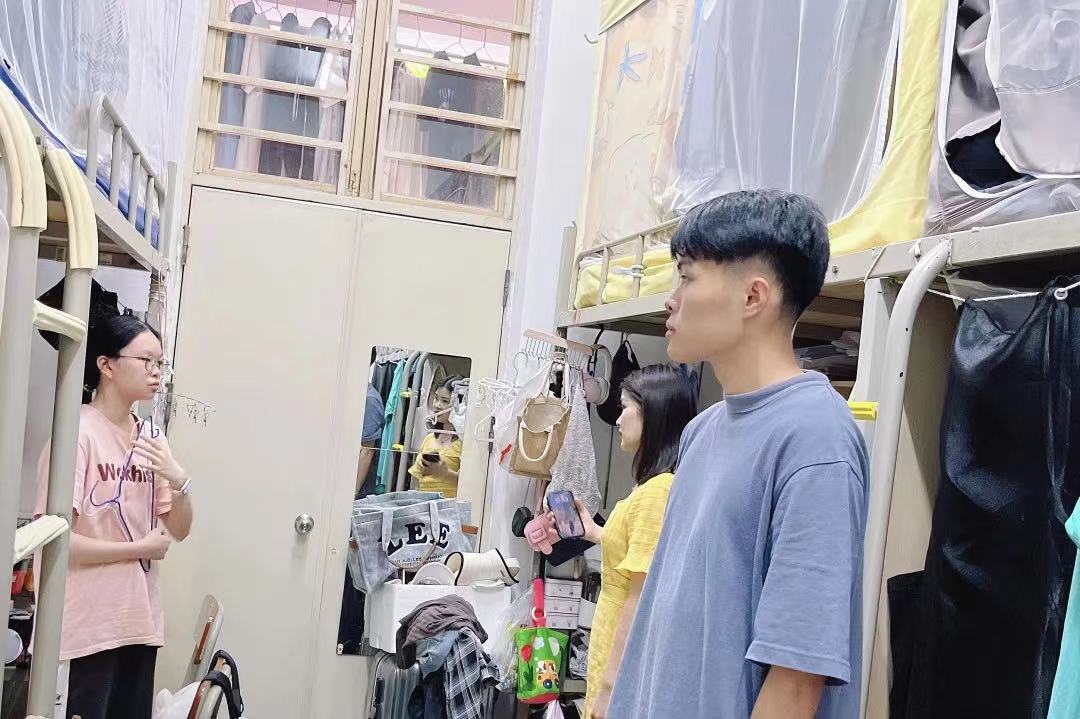 33B5B67BED293E167FCEE4AE96A_34E54394_1EF00