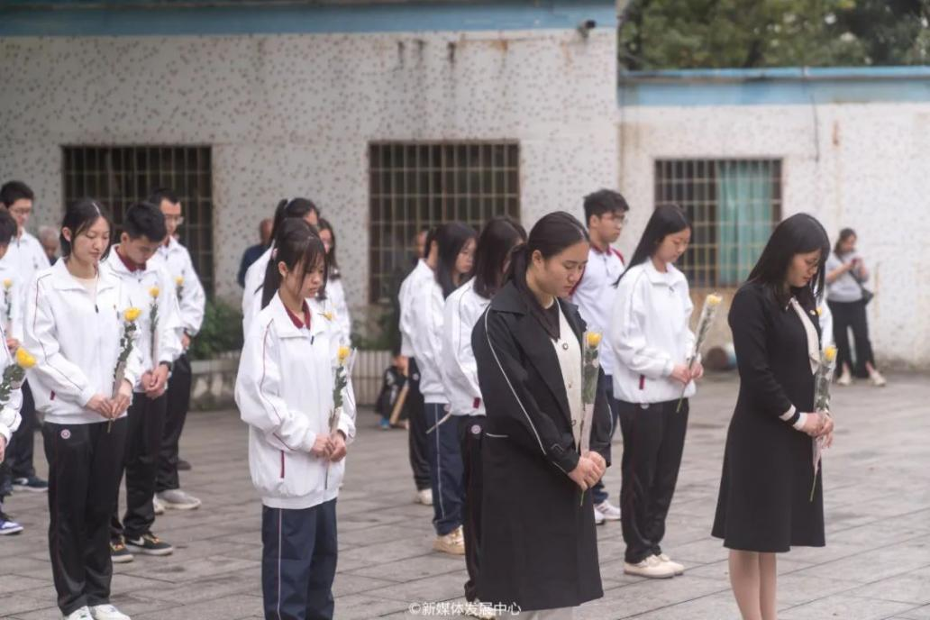 3359B81A907FF3929F6A3B6165F_B95CD472_AA3A4