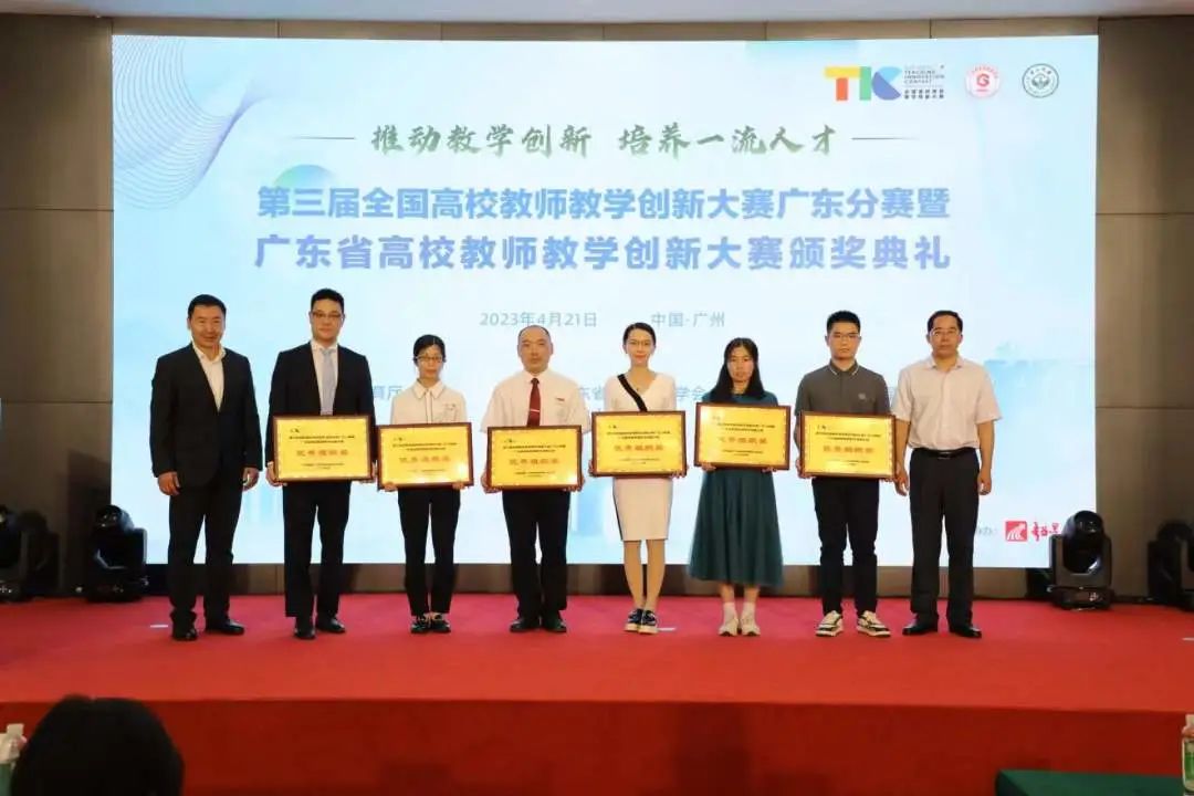 88474C0A251EB2A81CF9142989E_1CE77A39_131B5 88474C0A251EB2A81CF9142989E_1CE77A39_131B5