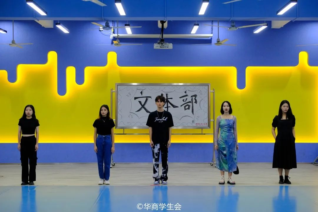 331F5DD086FC2D9681F7129E070_F0A1AAA5_A5480