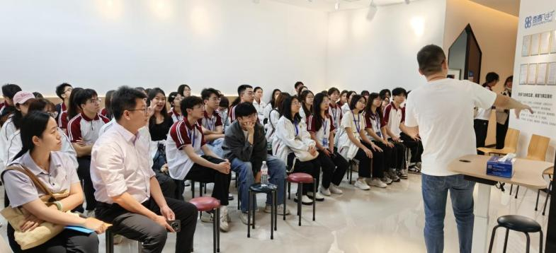 3DE0A1A70F3B56483820AE37473_4CB7381A_5BB6B 3DE0A1A70F3B56483820AE37473_4CB7381A_5BB6B