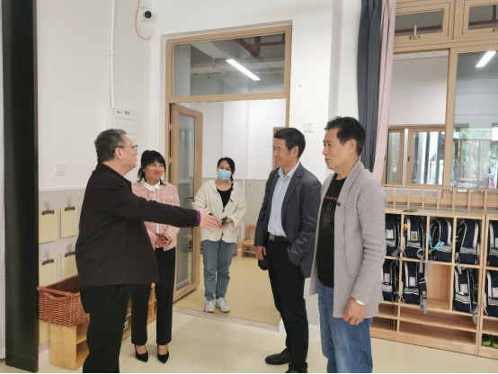 7E16CD836156C3888F96BEDF832_B38374F0_E18C0