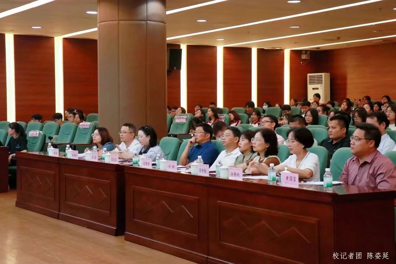 8ADE61800213F210D6C81A0A1B3_E57C585A_1F65C