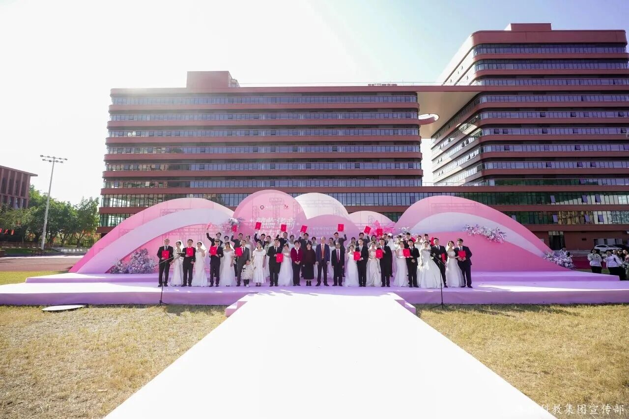 EAA0779E851C2BD27ED39FD0D72_1EFF833A_2CB84