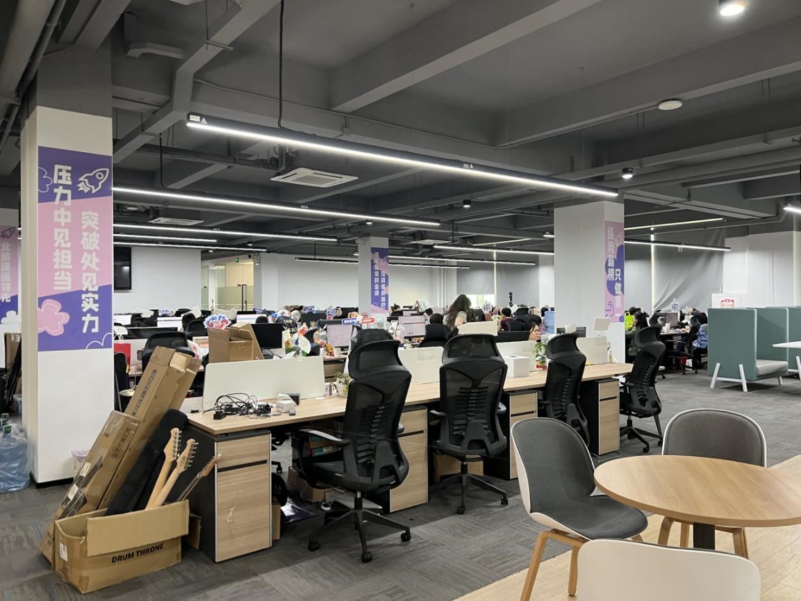 F705A820C495303EAFCF9CECB59_8F1076E5_2D15C