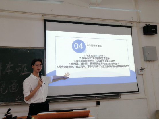 BDFBB62B69867A0C3283ED6AED8_9D0BA027_E18C0