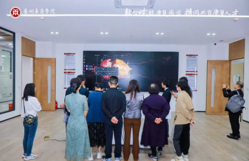 865DBC3572E1712B09567F2DB81_779F8305_58C43