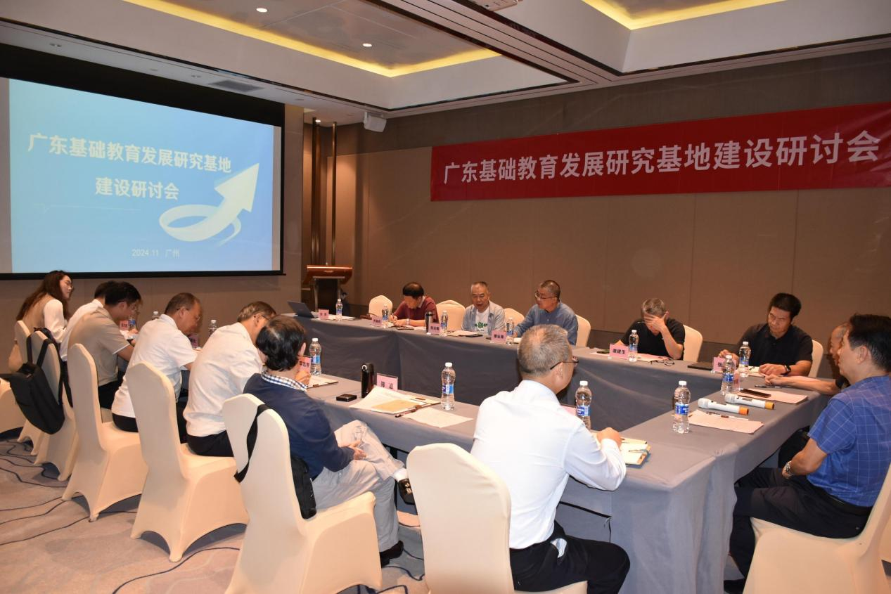 B35EF339D40E02FB2CBA16F9905_4AB480F5_F99FE