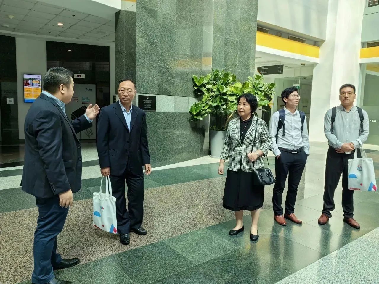 4F0196DD1C1B0951D1741385D58_99CA89D6_3EAA6