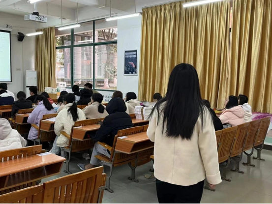 2F2B019EF092DB4EA1C828A4FCB_1C3E3B96_E099B