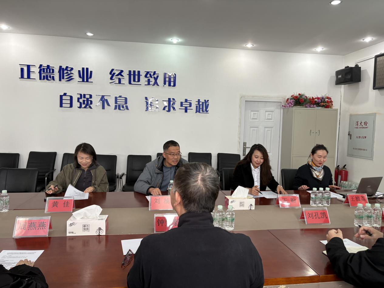 060907FAA4E04BFFE4E0A8F4678_5BF1070F_D9893