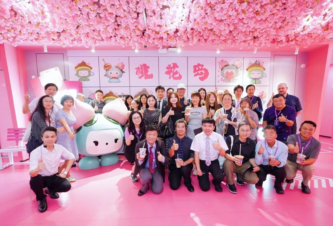 D6F52A6000B9CA84053F488BAE3_625190A6_2722F D6F52A6000B9CA84053F488BAE3_625190A6_2722F