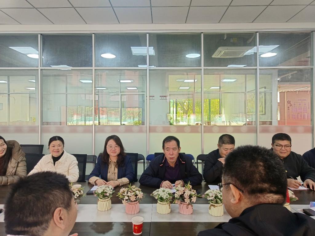 ACBFDD51DD9BAB42E3C5D446D9A_33429327_1A8E7