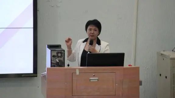 72C725B268E3AE844AE8C72BCF9_9C150437_3CFF