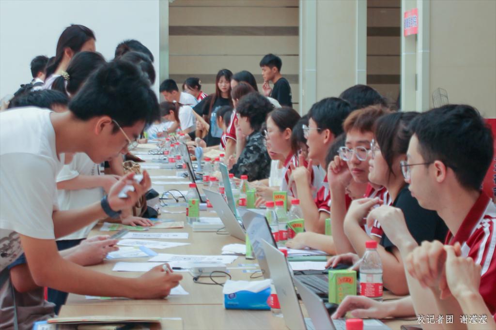 60F87E78D8EA9E3A3ECB4047781_37FBE91E_14164