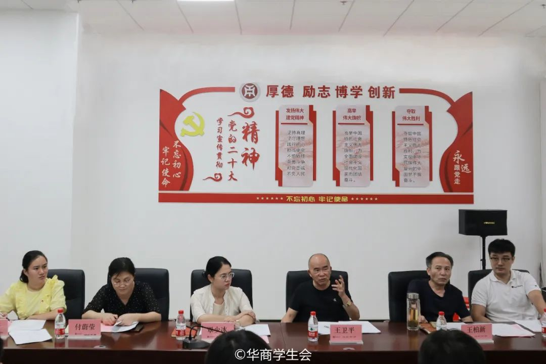 6C1512C0AB1B7F2E4D6A9806DD4_14A91A4F_8256D